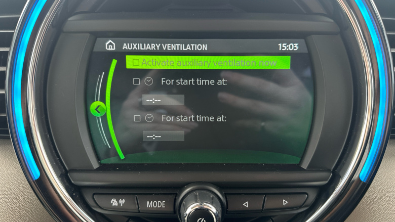 MINI Hatchback 2.0 Cooper S Exclusive 5dr [Comfort/Nav Pack] Petrol Hatchback